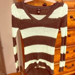 Rue 21 sweater